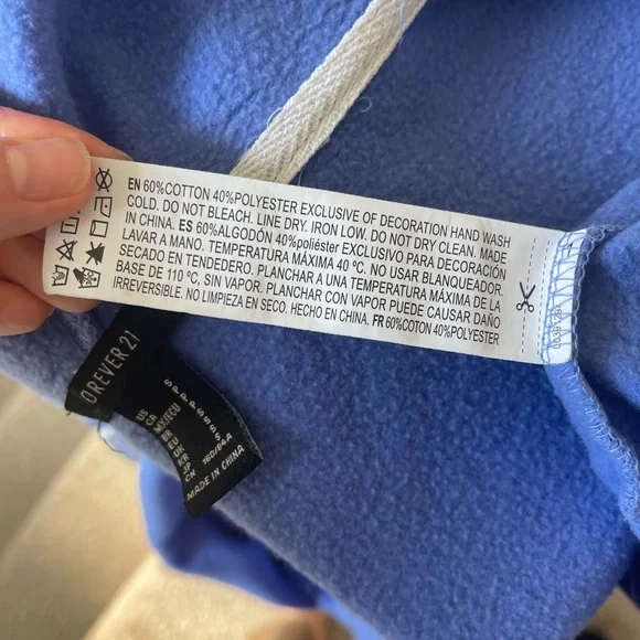 Forever21 purple blue cropped zip up hoodie preowned size small - Picture 7 of 7